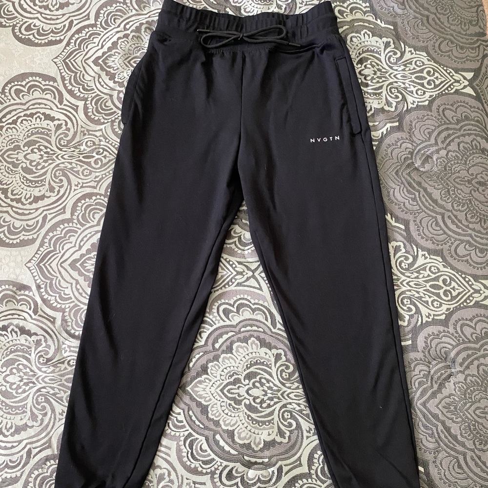 NVGTN joggers LARGE